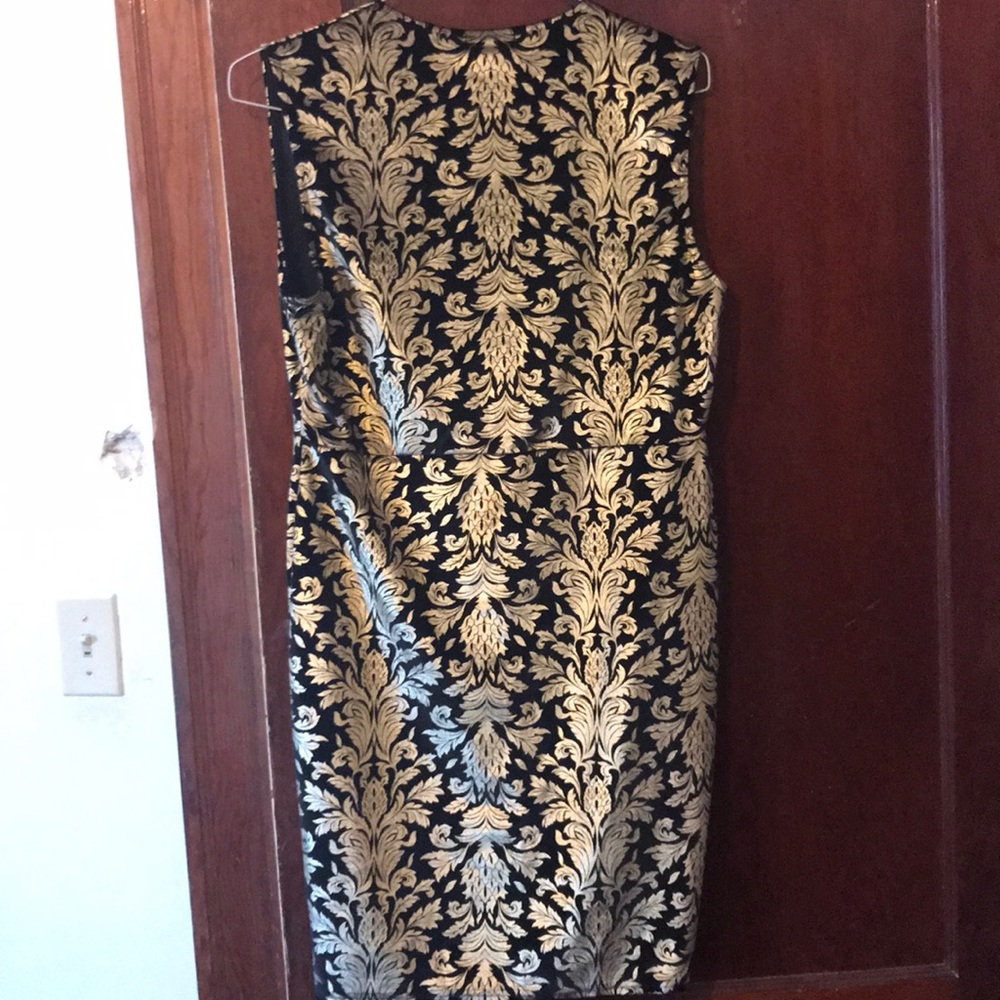 Dress - Picture 4 of 4